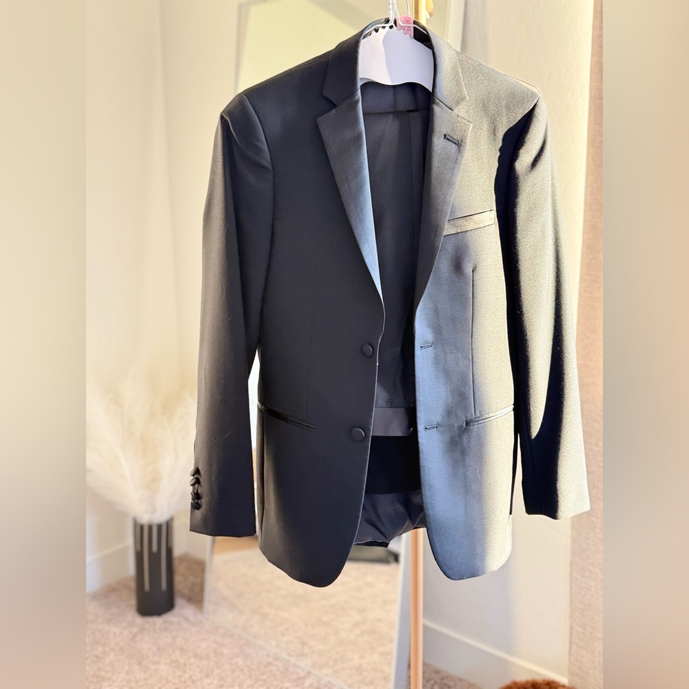 COMBATANT GETLEMEN tuxedo